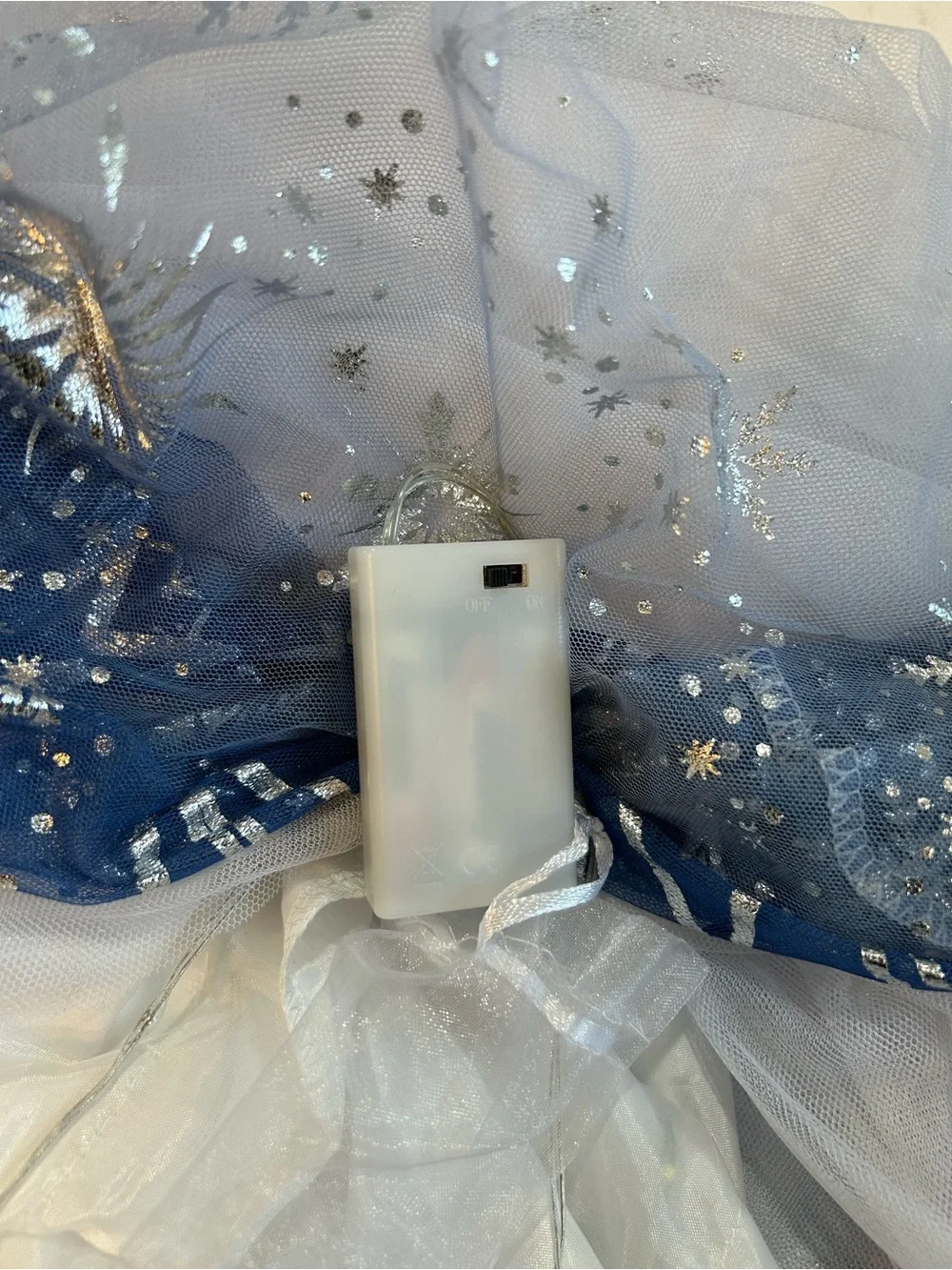 Elsa Frozen Inspired Princess Light Up Costume Kids Dress, Size 7-8